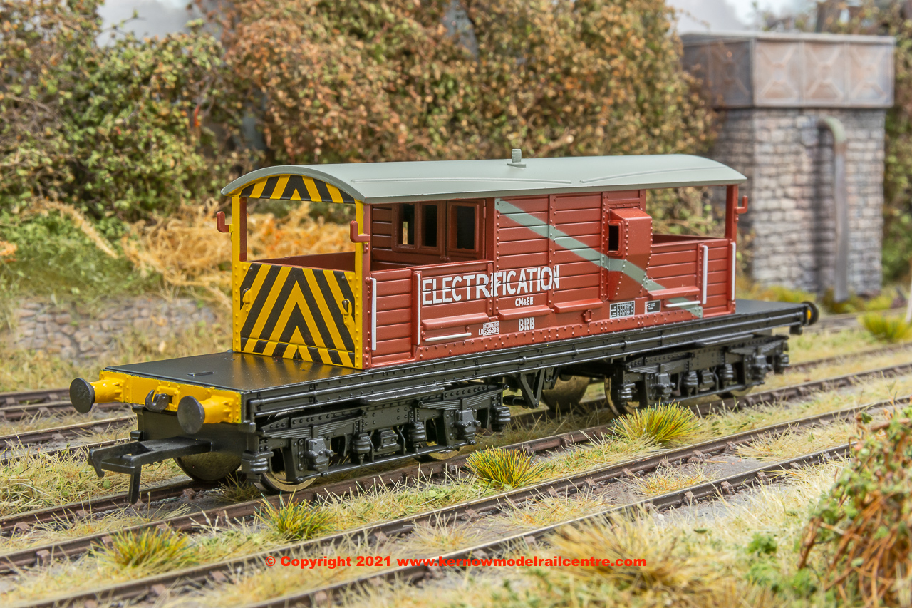 33-825Y Bachmann 25 Ton Queen Mary Brake Van number LDS56293 in BR Bauxite livery with "Electrification" branding